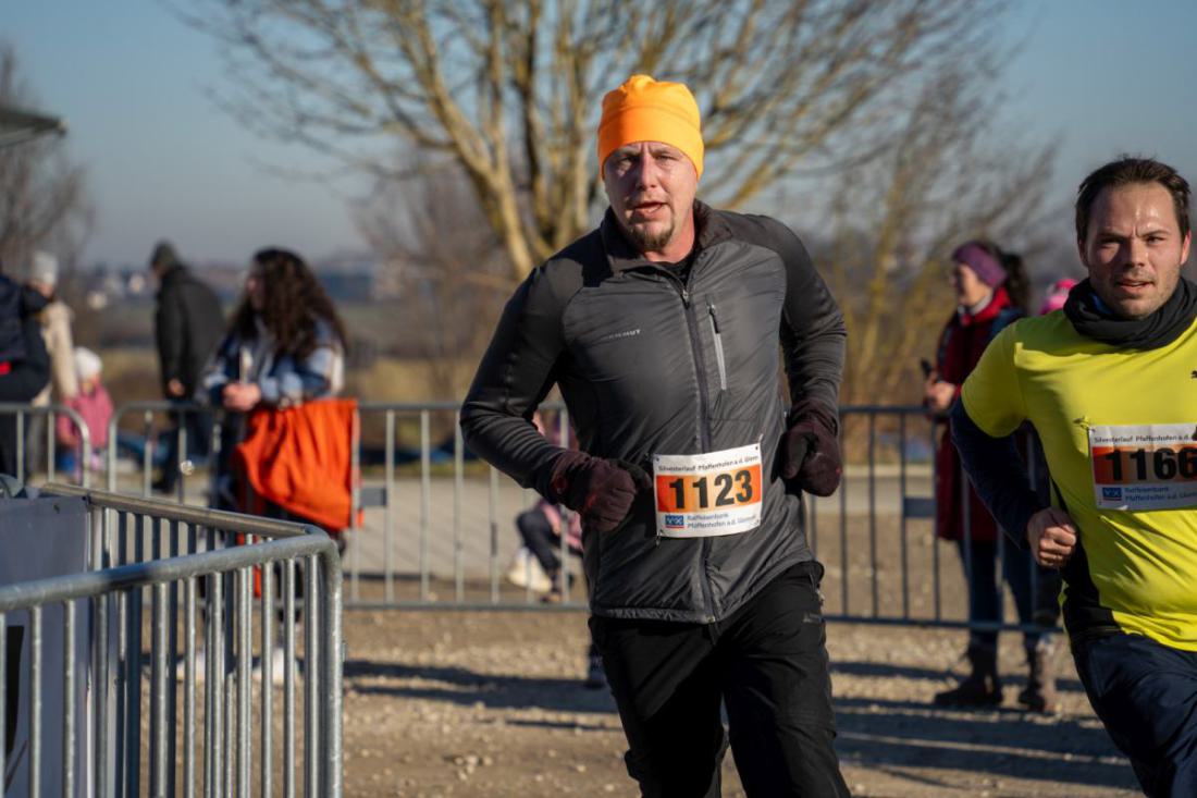 2024-12-31-PeppiPics-Silvesterlauf-2024-5MB-543